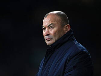 Eddie Jones apologises for 'ha...
